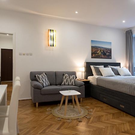 Like Home Zagreb Apartment Zewnętrze zdjęcie